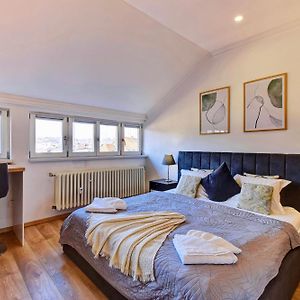 Beautiful Apartment Dlouha